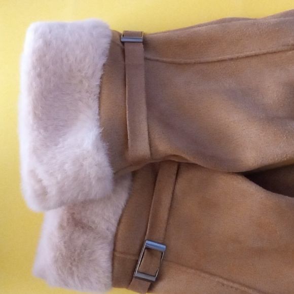 Taupe Brown Fashion Metal Buckle Touchscreen Warm Winter Gloves - Picture 3 of 7